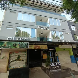 Aura Hotel